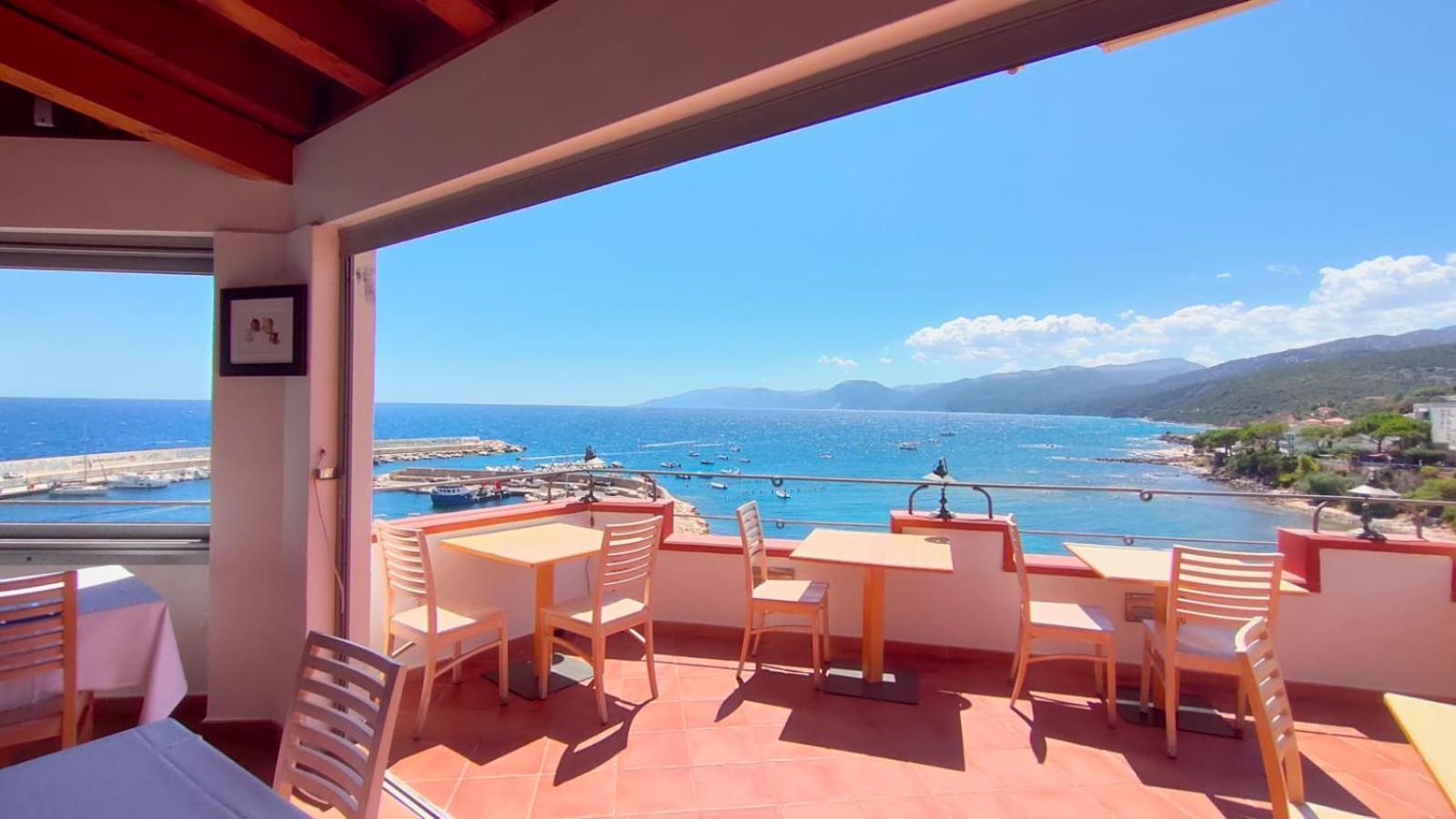 Bue Marino Hotel & Roof Lounge Кала-Гононе Екстер'єр фото