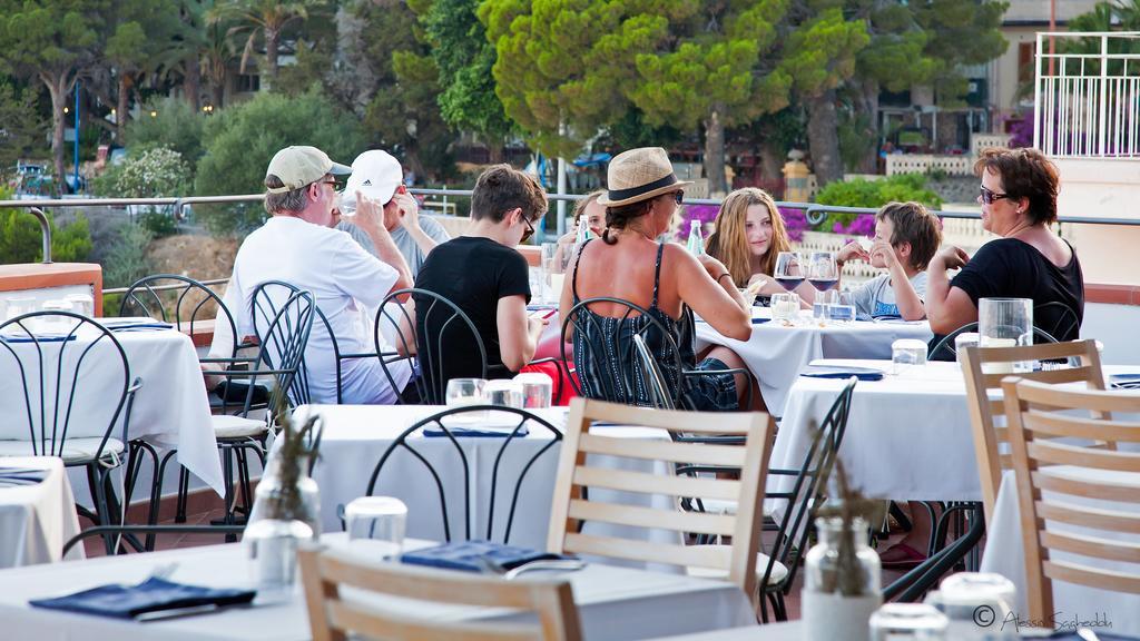 Bue Marino Hotel & Roof Lounge Кала-Гононе Екстер'єр фото