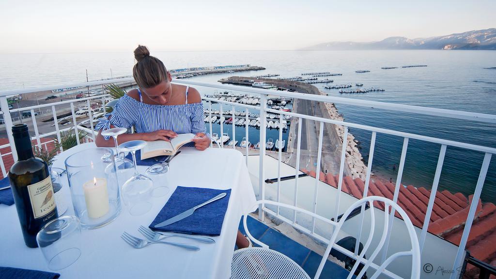 Bue Marino Hotel & Roof Lounge Кала-Гононе Екстер'єр фото